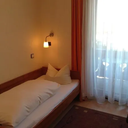 Pensjonat Wittelsbach Am See 3*